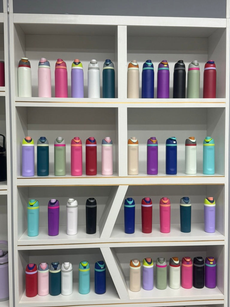 25 Pack China RTS 24oz/32oz Owala-Style Leak Proof Kids Water Bottles_GGblanks